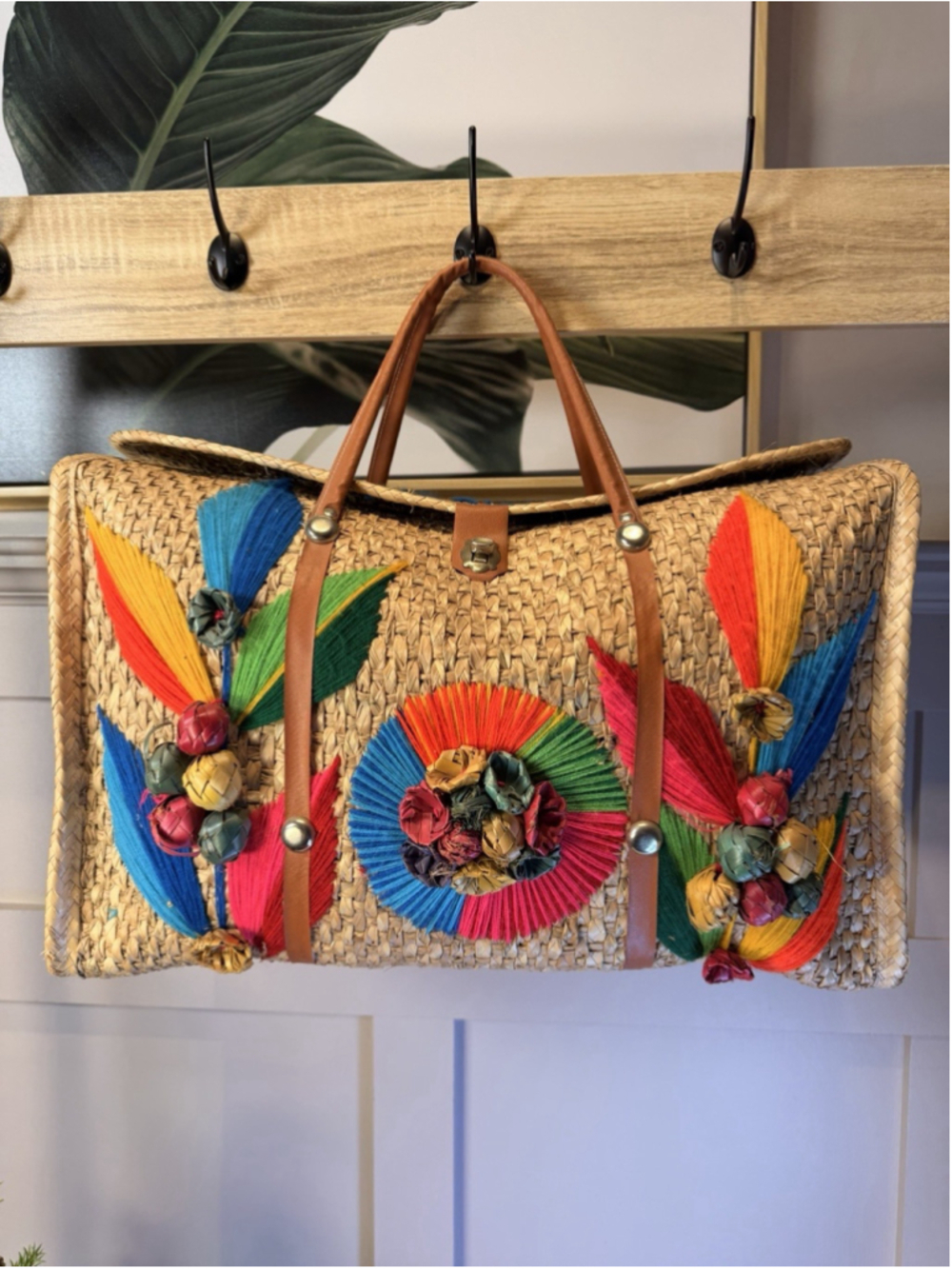 Vintage Boho Woven Straw Boho Beach Picnic Tote Basket Bag 1960s-1970s Mexican